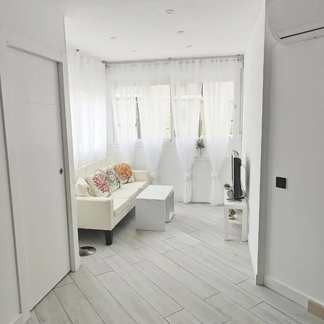 Апартаменты Marbella Playa Paseo Maritimo 0*,