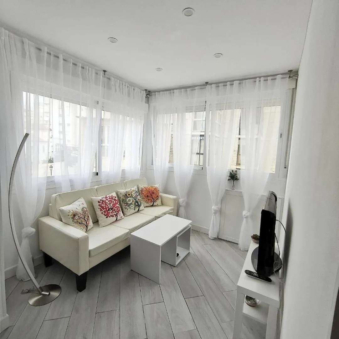 Marbella Playa Paseo Maritimo Apartment